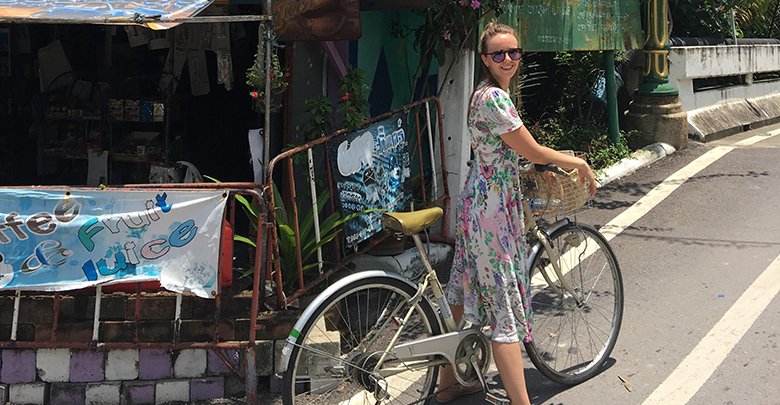 Rachel - cycling in Bangkok
