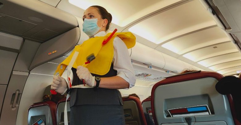 How might omicron affect Cabin Crew?